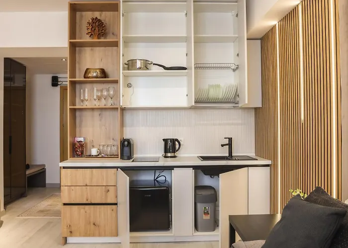 Lagoon Studio 705 Bucureşti